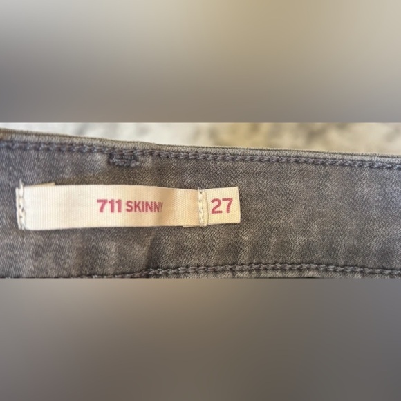 Levi’s 711 Skinny Jeans Black Medium Wash Size: 4 / 27 - Picture 3 of 3
